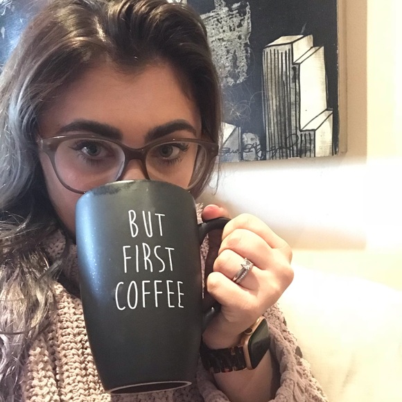 Meet your Posher, Ashton - Picture 3 of 8